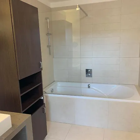 S Wellness Sluzbami Country house *